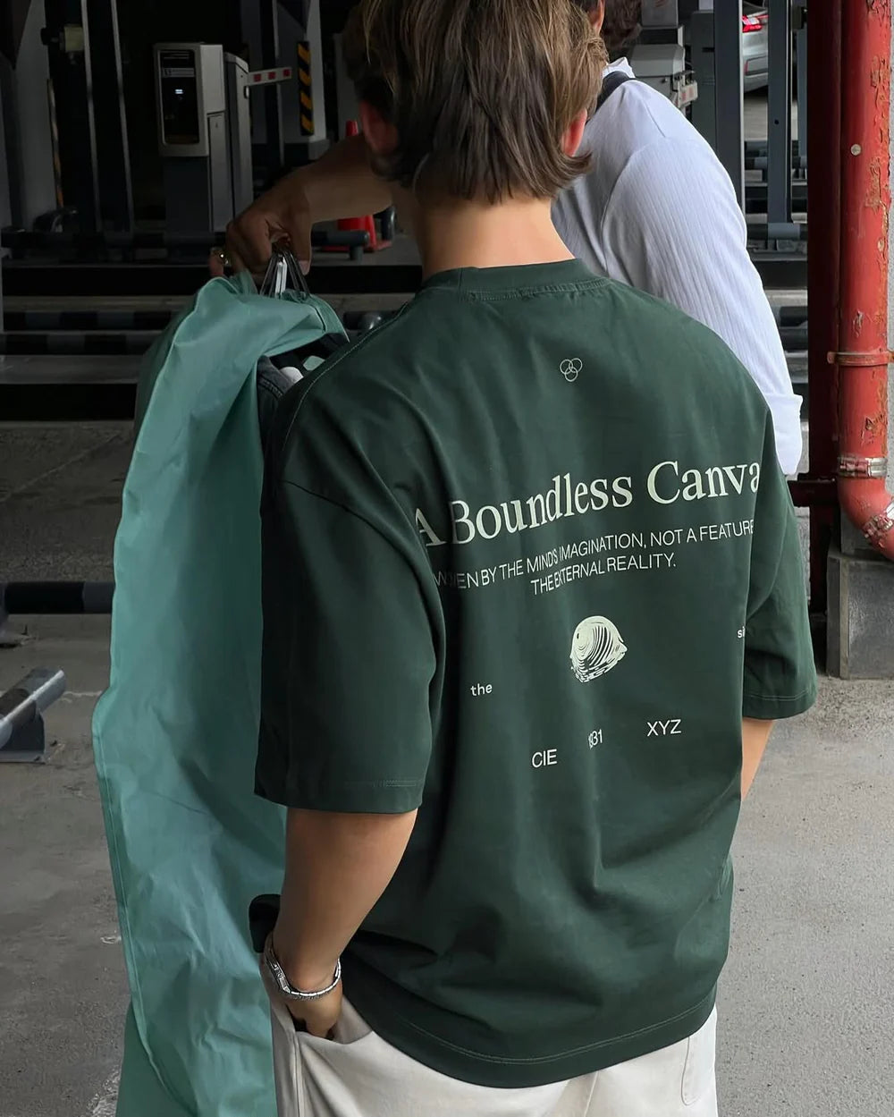 " A BOUNDLESS CANVAS "